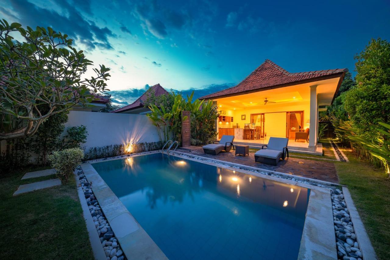 Villa Olivia Jimbaran  Exterior photo